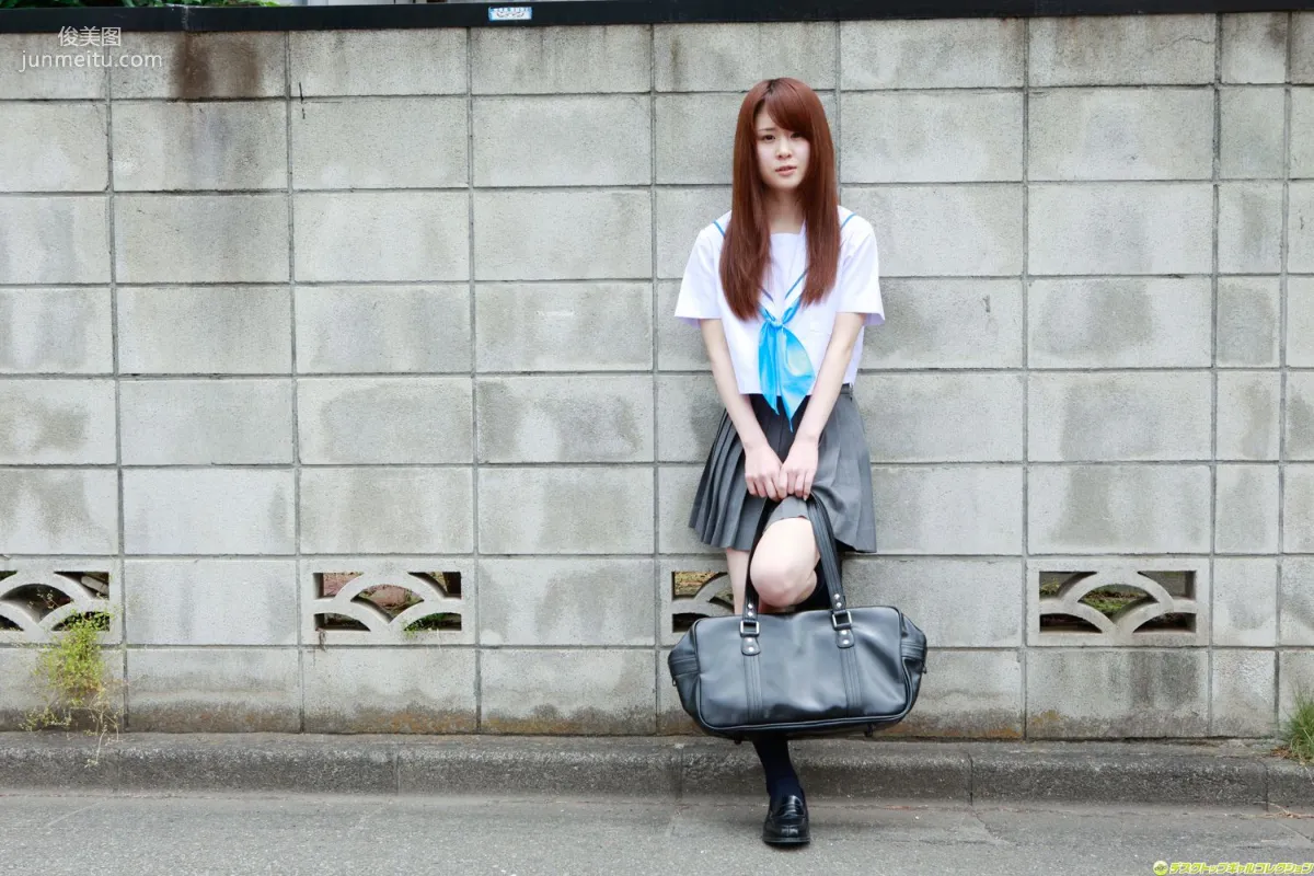 朝菜栞《甘いロリフェイスと制服の完全なる融合！》寫真集 [DGC] NO.1040 2