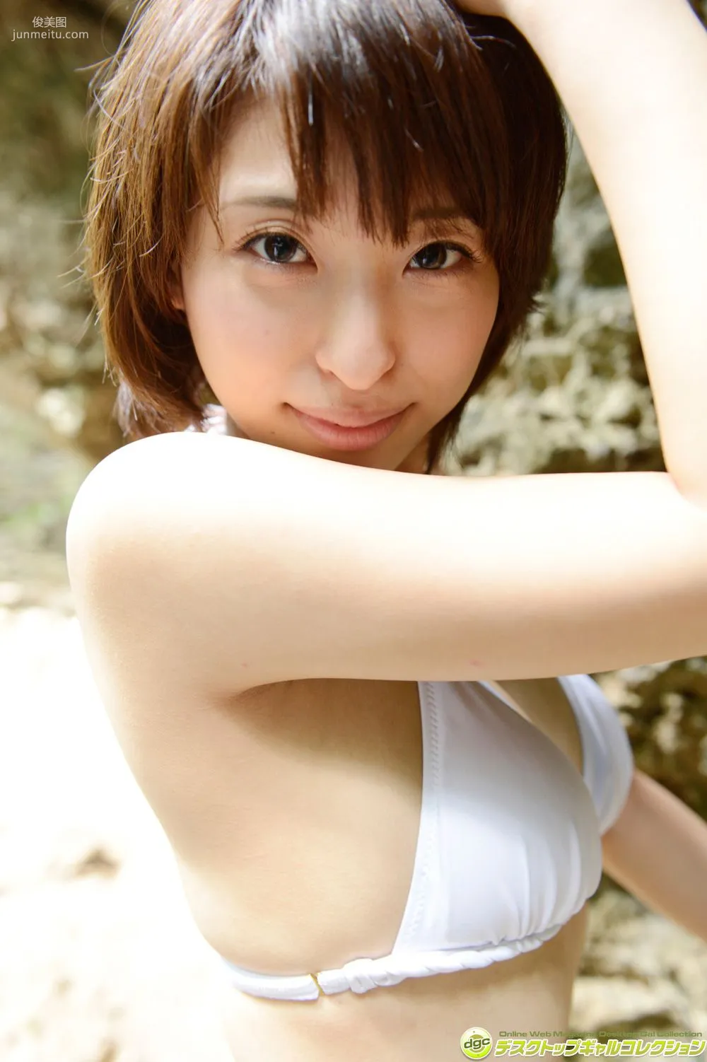 秋山祥子《元祖！美人すぎる市議にソックリなアイドル》寫真集 [DGC] NO.1207 59