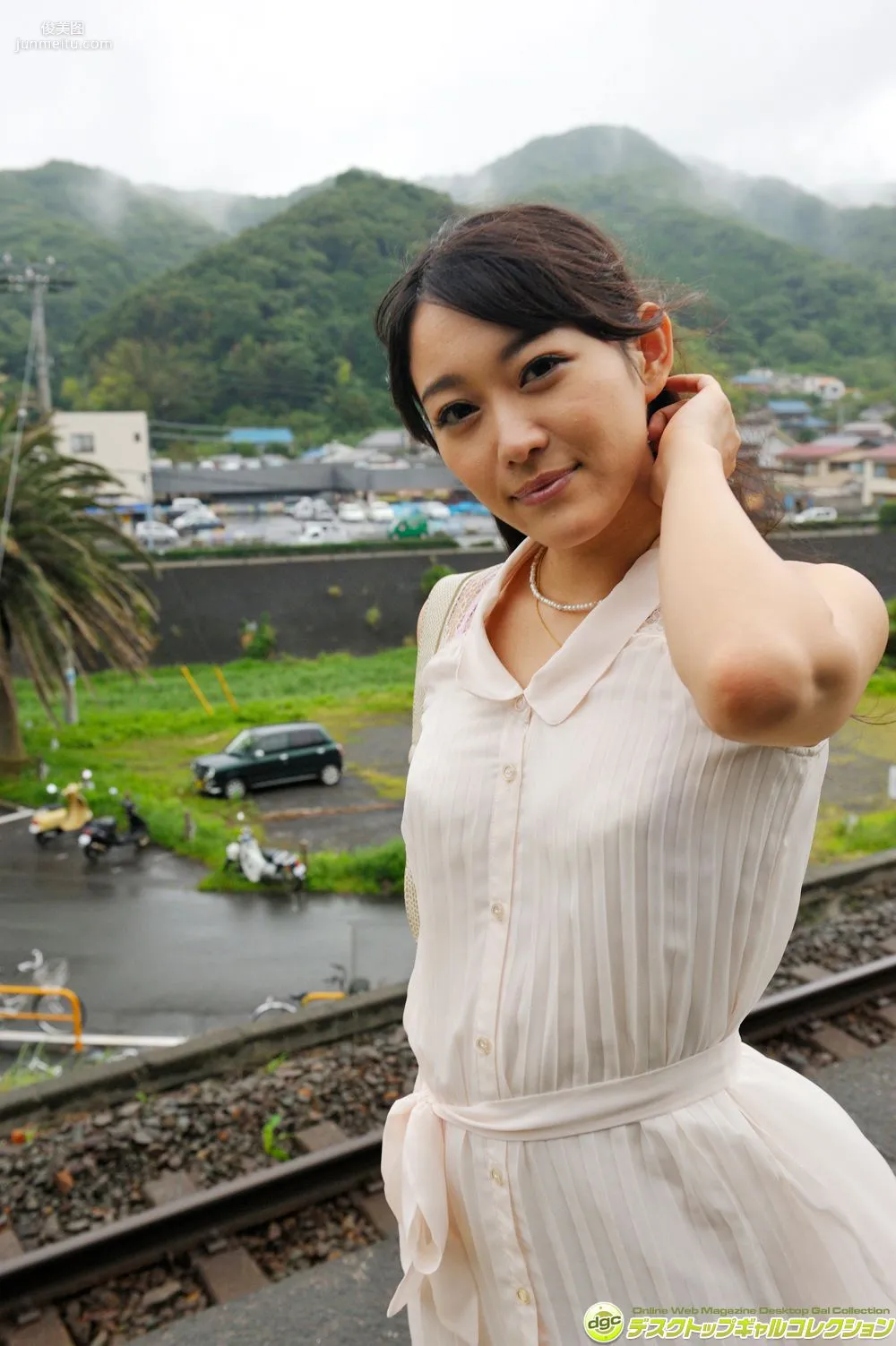 西野翔《最近は、若妻役が多くなったベテラン女優!》寫真集 [DGC] NO.1189 95