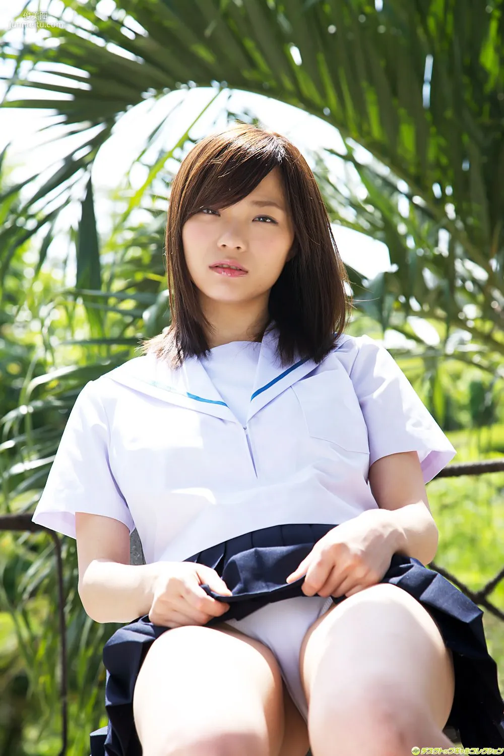 鷹羽澪《規格外！破壊力抜群の圧倒的爆乳》寫真集 [DGC] NO.1090 42
