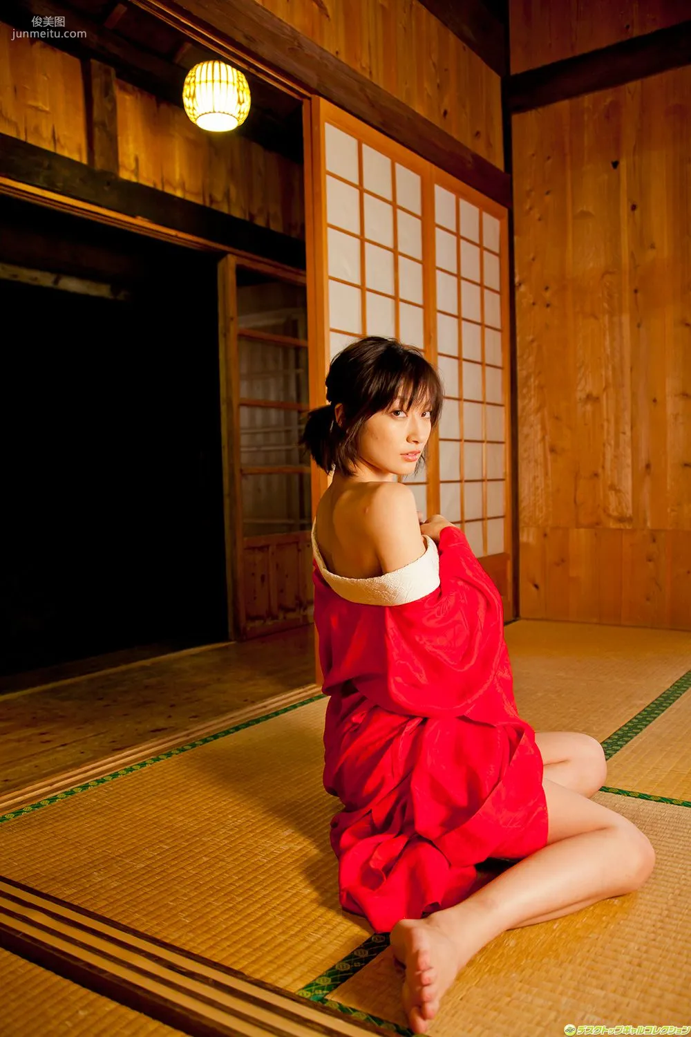 熊田曜子《奇跡的なクビレと美乳で世の》寫真集 [DGC] NO.1163 67