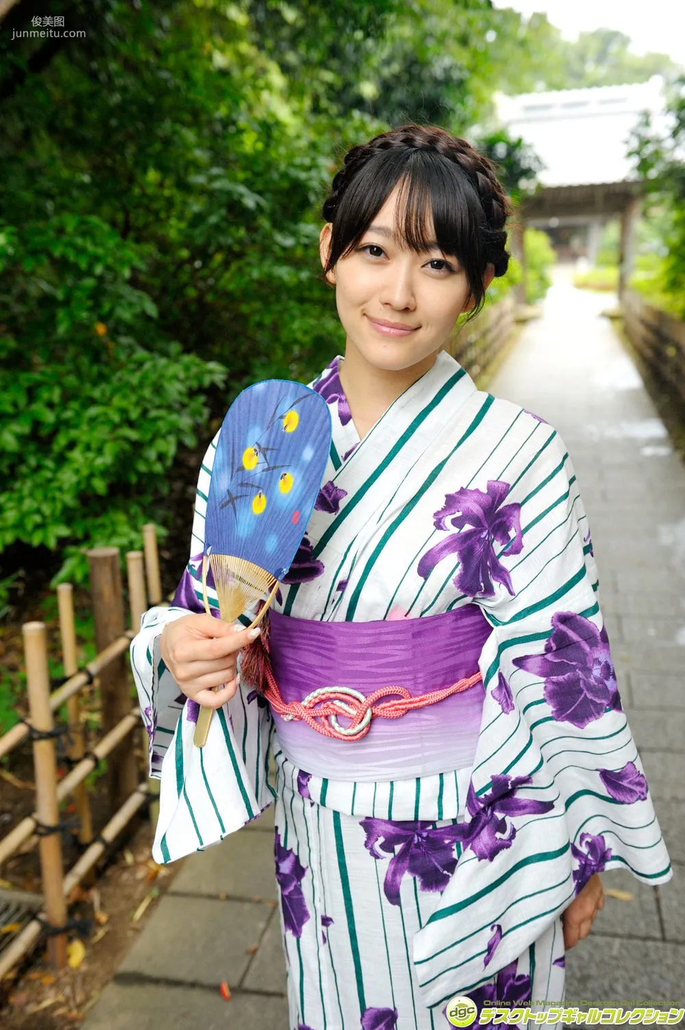 西野翔《最近は、若妻役が多くなったベテラン女優!》寫真集 [DGC] NO.1189 80