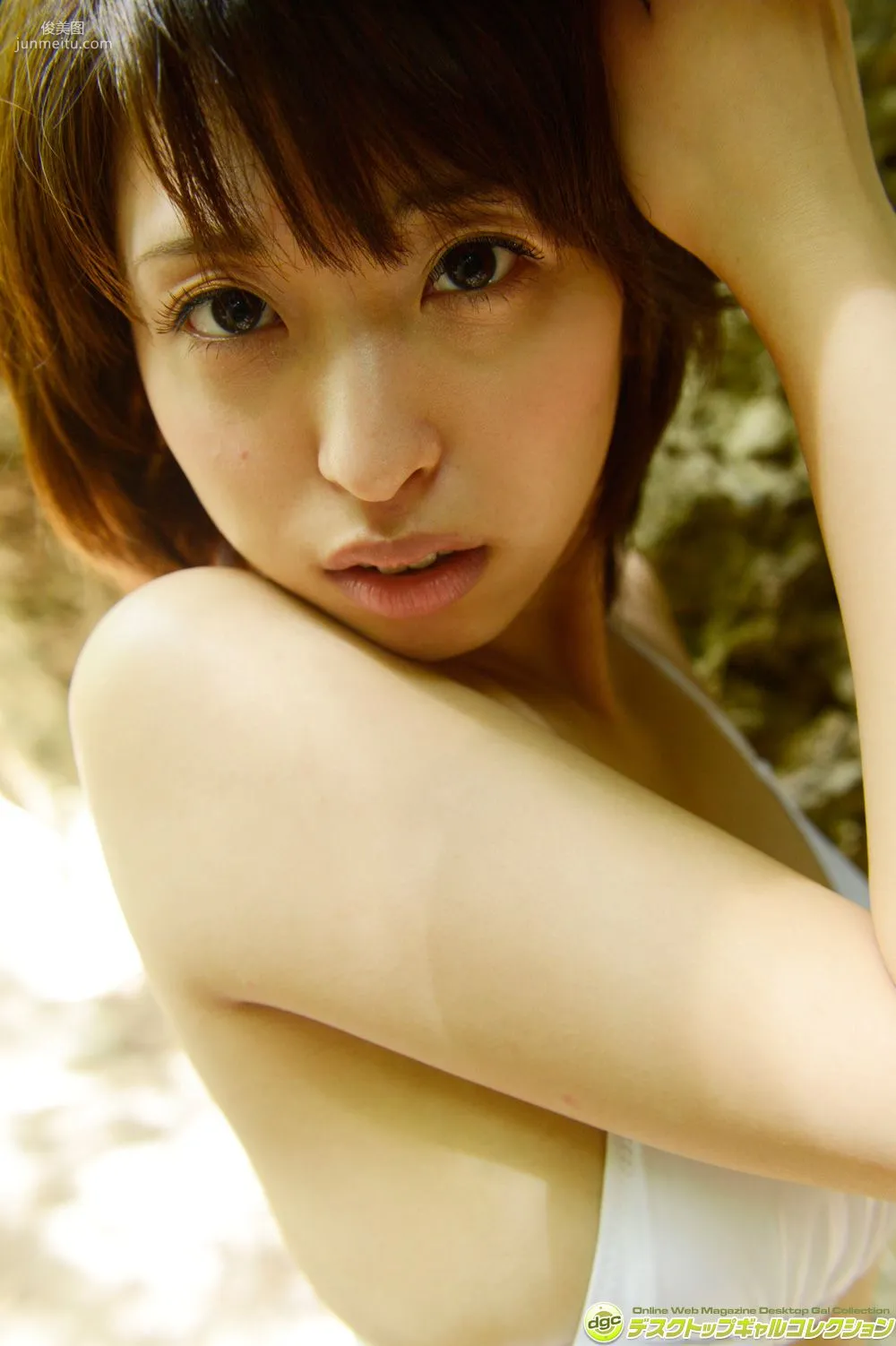 秋山祥子《元祖！美人すぎる市議にソックリなアイドル》寫真集 [DGC] NO.1207 58