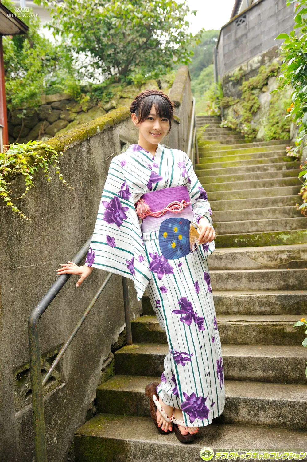 西野翔《最近は、若妻役が多くなったベテラン女優!》寫真集 [DGC] NO.1189 81