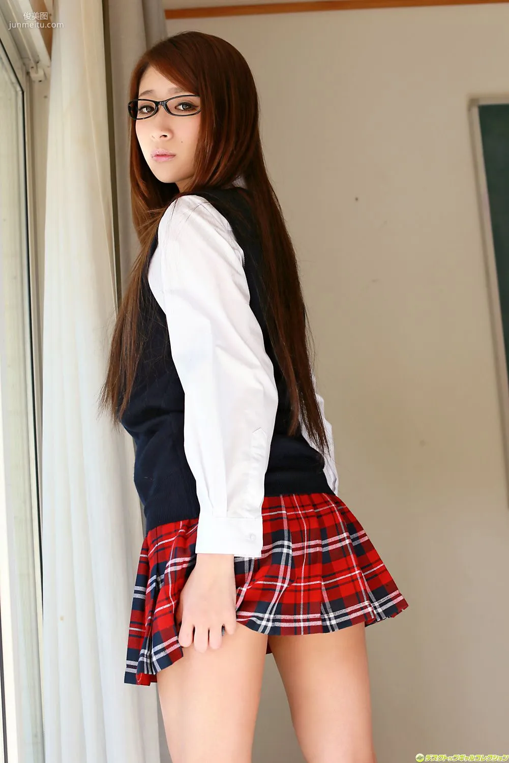 児玉菜々子《悩ましげなロリフェイスに魅惑のGカッ》寫真集 [DGC] NO.1096 56