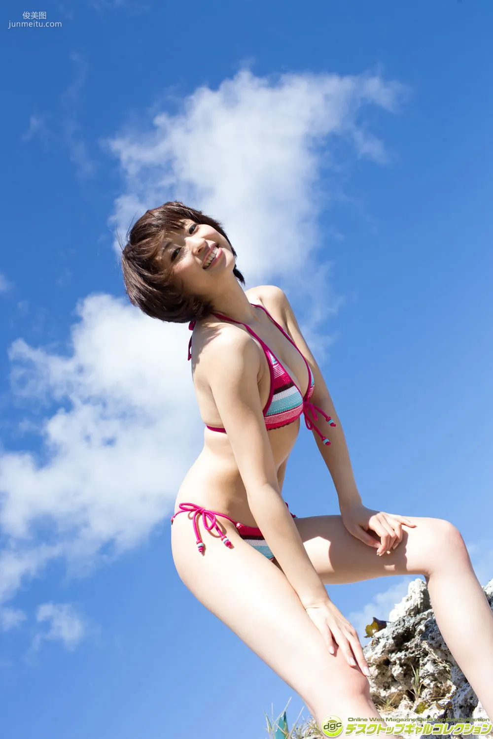 秋山祥子《元祖！美人すぎる市議にソックリなアイドル》寫真集 [DGC] NO.1207 5