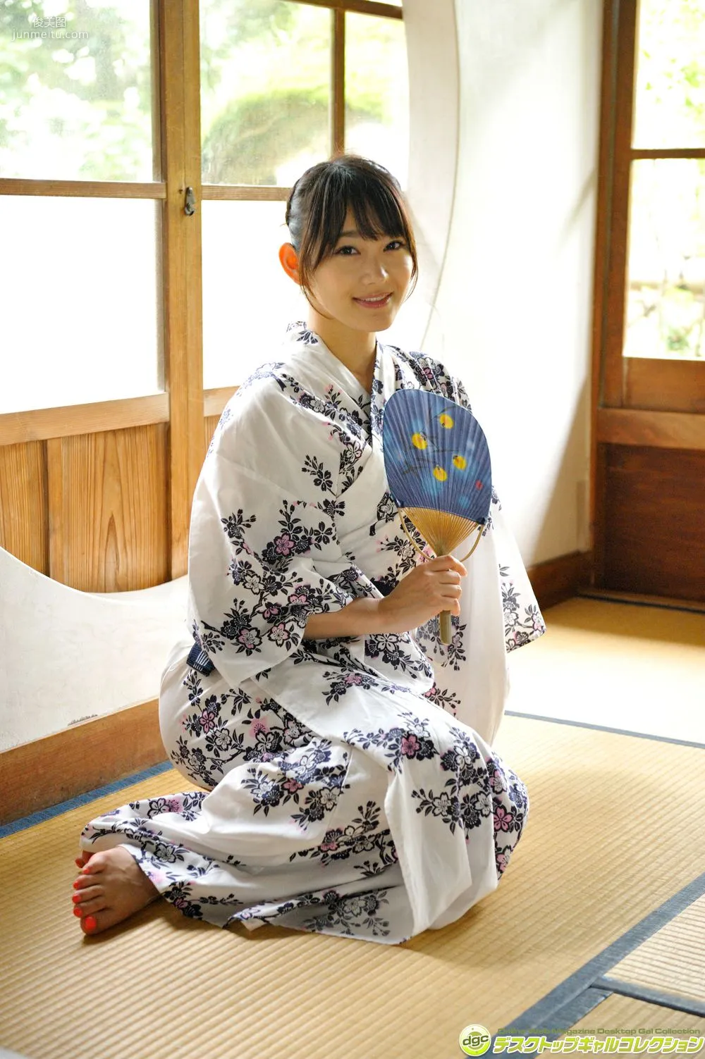 西野翔《最近は、若妻役が多くなったベテラン女優!》寫真集 [DGC] NO.1189 18