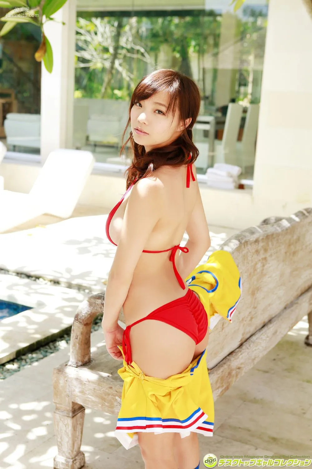 鷹羽澪《99センチIカップの超乳で人気上昇中!!》寫真集 [DGC] NO.1186 38