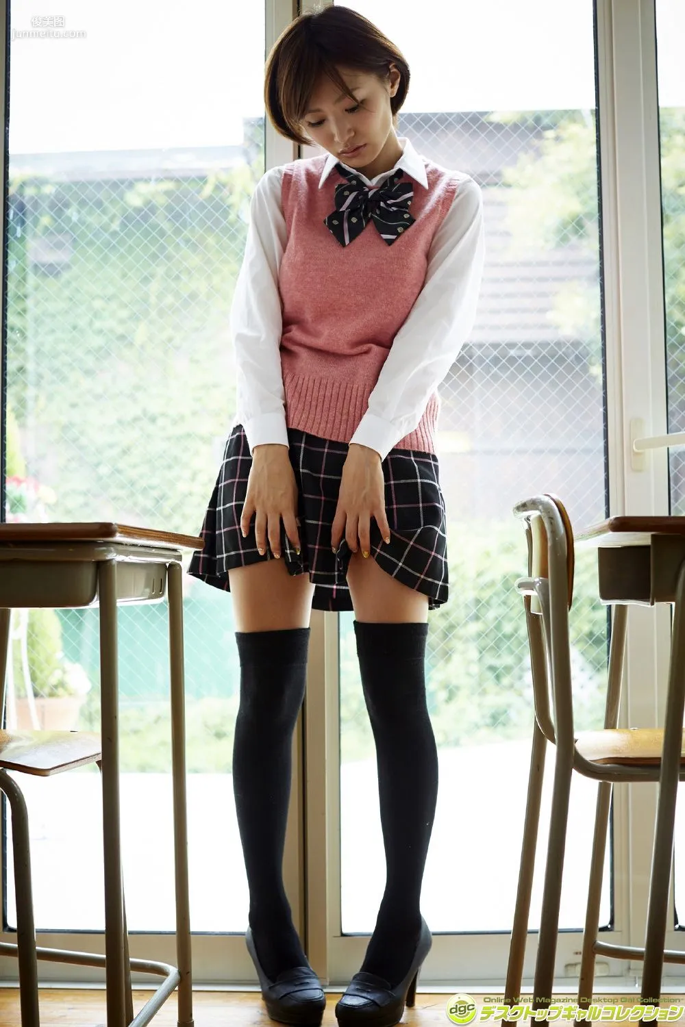 糸山千恵《ぷるぷる揺れる豊満バストに目が釘付け!》寫真集 [DGC] NO.1212 8