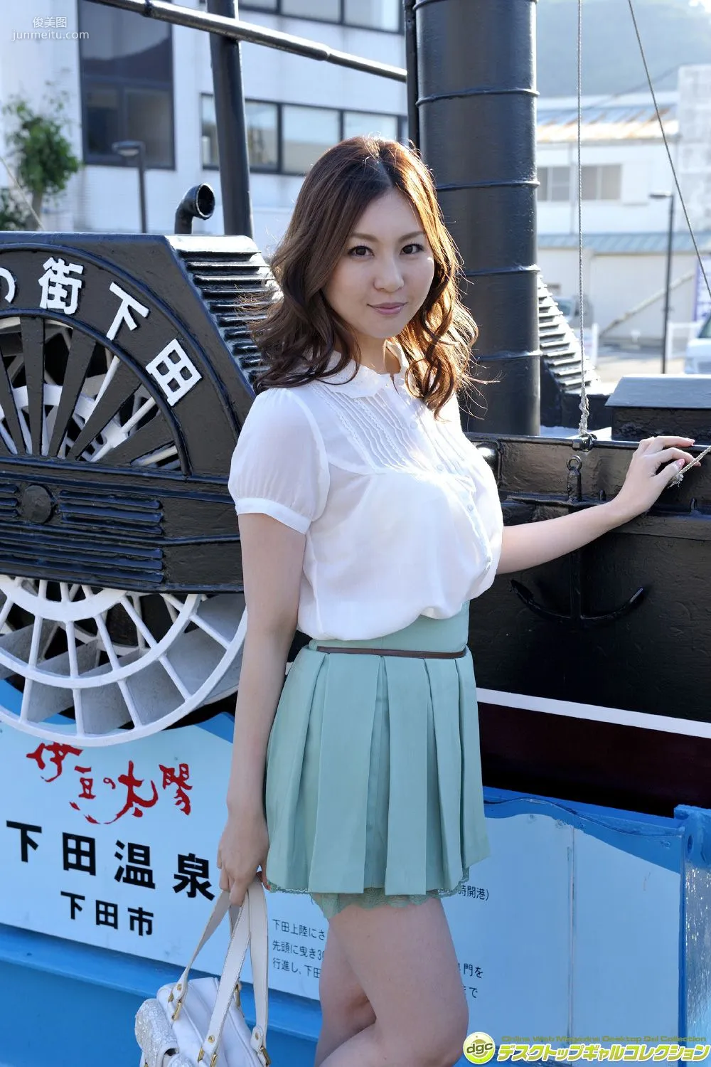 辰巳ゆい《長身、美腳、ナイスバディ…美しきRQ!!》寫真集 [DGC] NO.1213 2