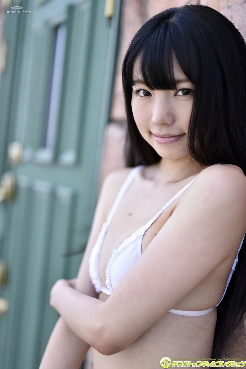 白河優菜《ダンスで鍛えたカラダで大膽ポーズに挑戦!》寫真集 [DGC] NO.1215 44