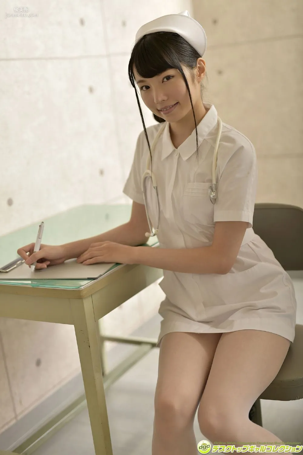 白河優菜《ダンスで鍛えたカラダで大膽ポーズに挑戦!》寫真集 [DGC] NO.1215 2