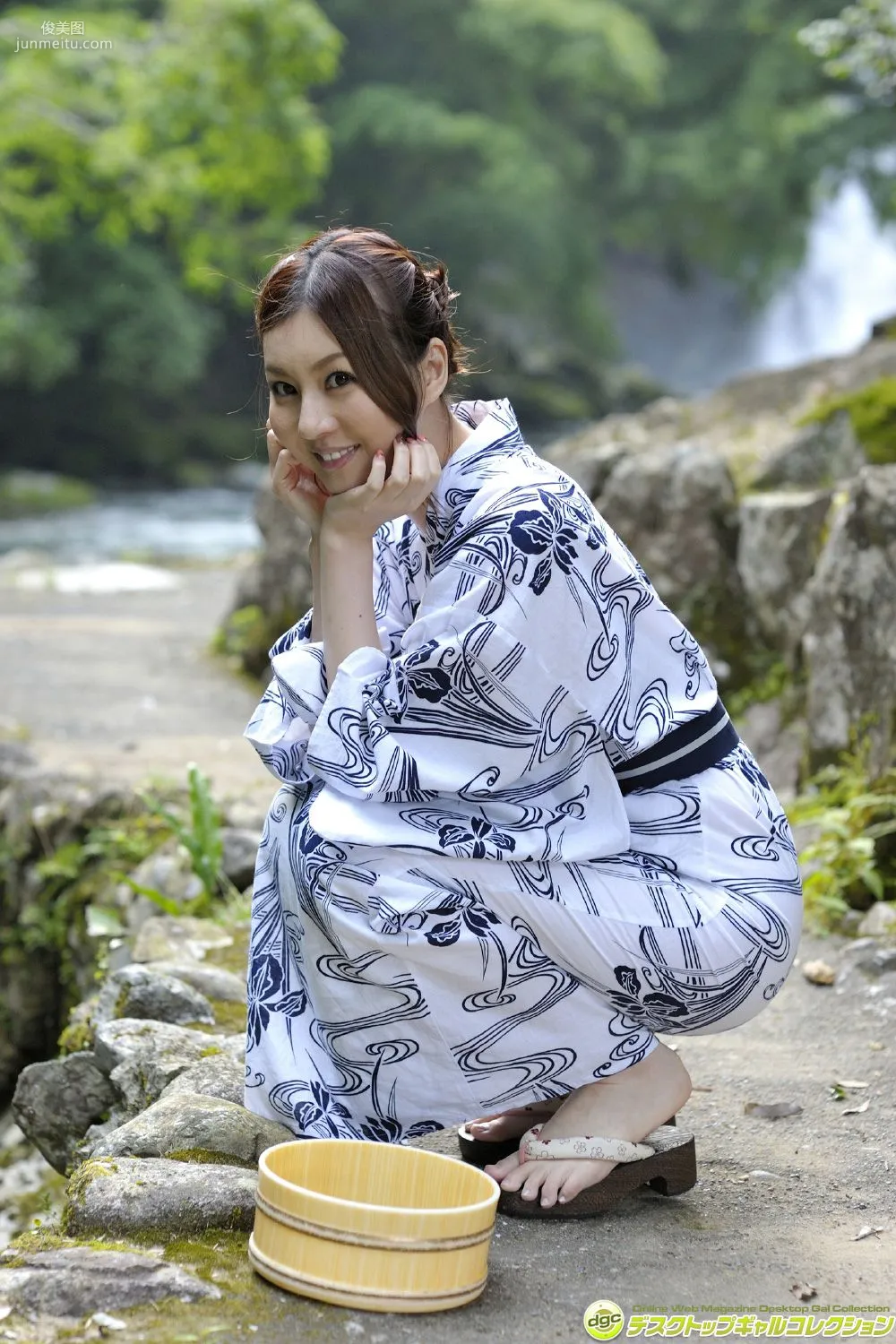 辰巳ゆい《長身、美腳、ナイスバディ…美しきRQ!!》寫真集 [DGC] NO.1213 86