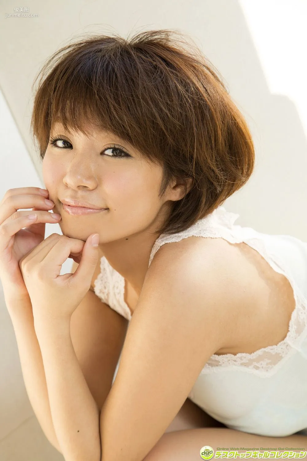 菜乃花《癒し系・童顔グラドルのふわふわIカップ!》寫真集 [DGC] NO.1222 58