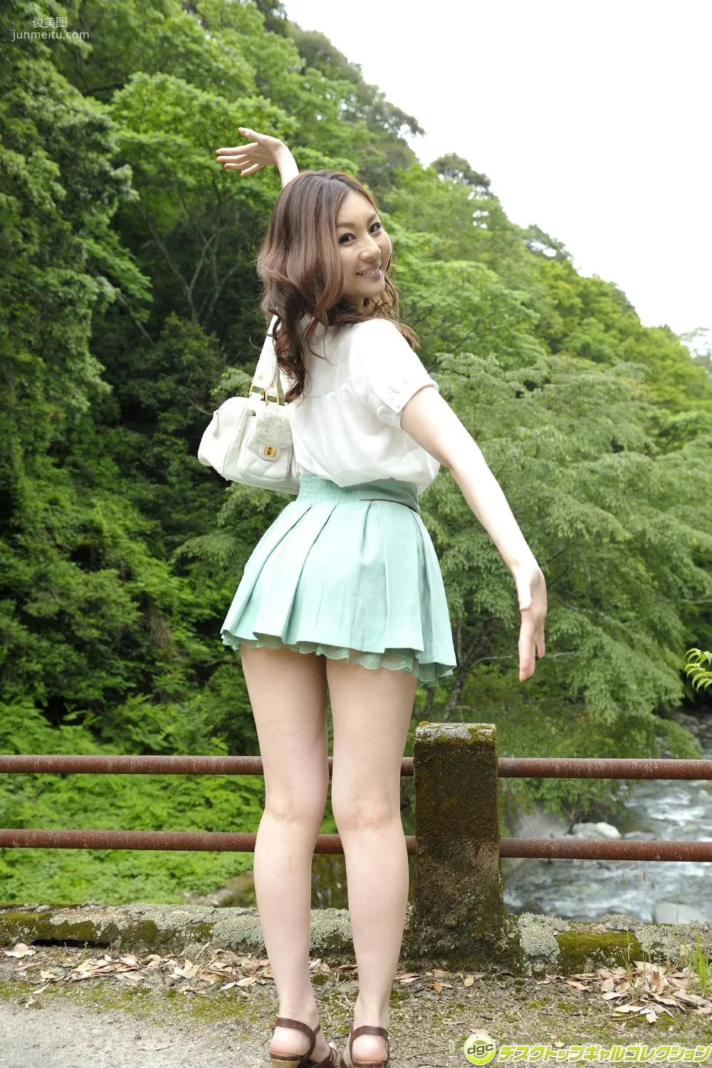 辰巳ゆい《長身、美腳、ナイスバディ…美しきRQ!!》寫真集 [DGC] NO.1213 10