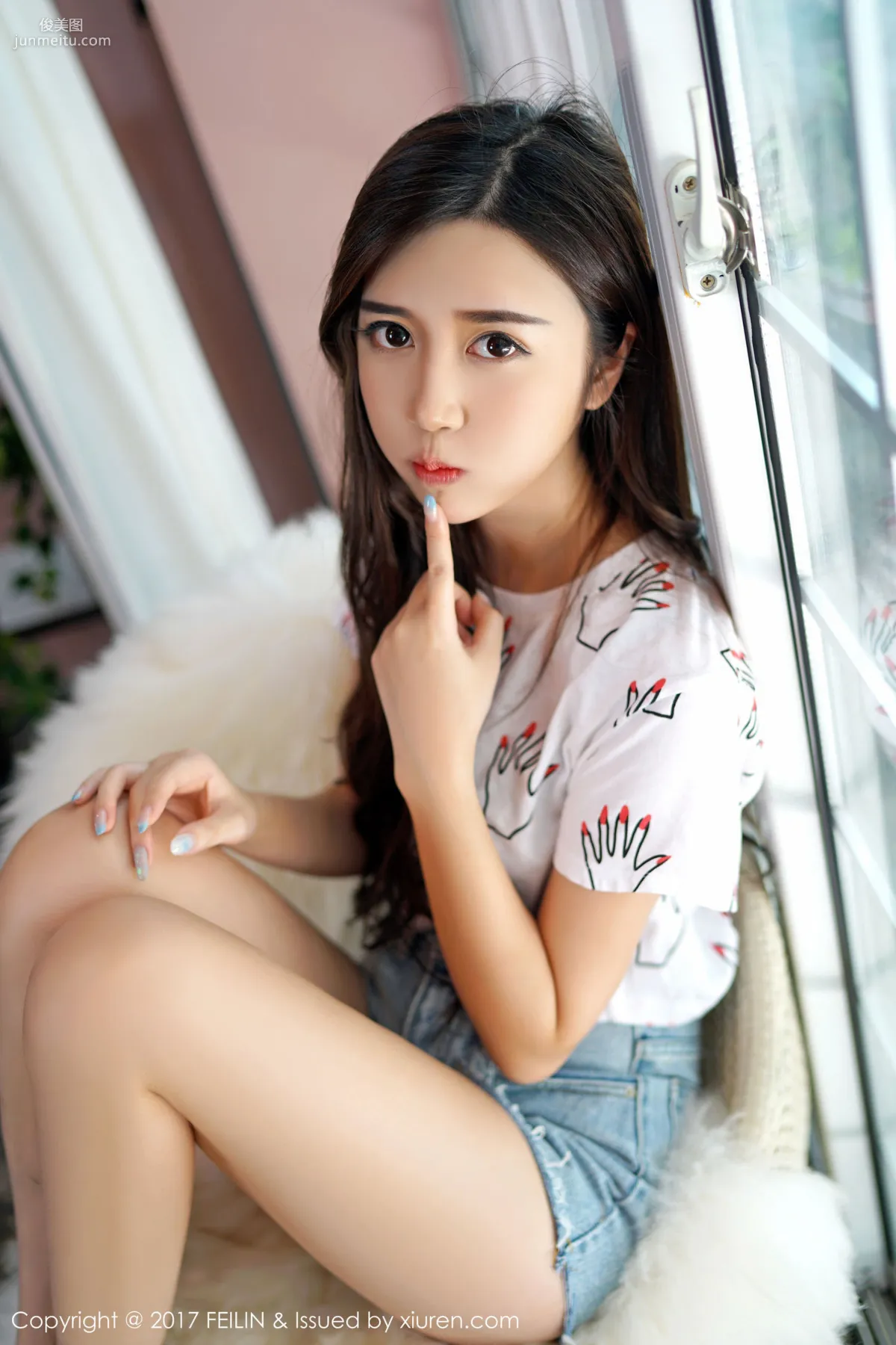 方绮言Ayaka《冰清玉潔，清新秀美》 [嗲囡囡FEILIN] VOL.074 寫真集 11