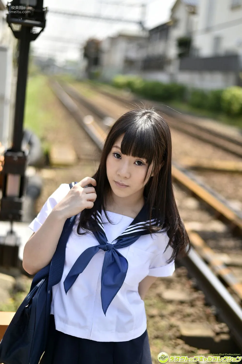 雨宮留菜《小柄な身長とはアンバランスなHカップ!!》写真集 [DGC] NO.1202 5