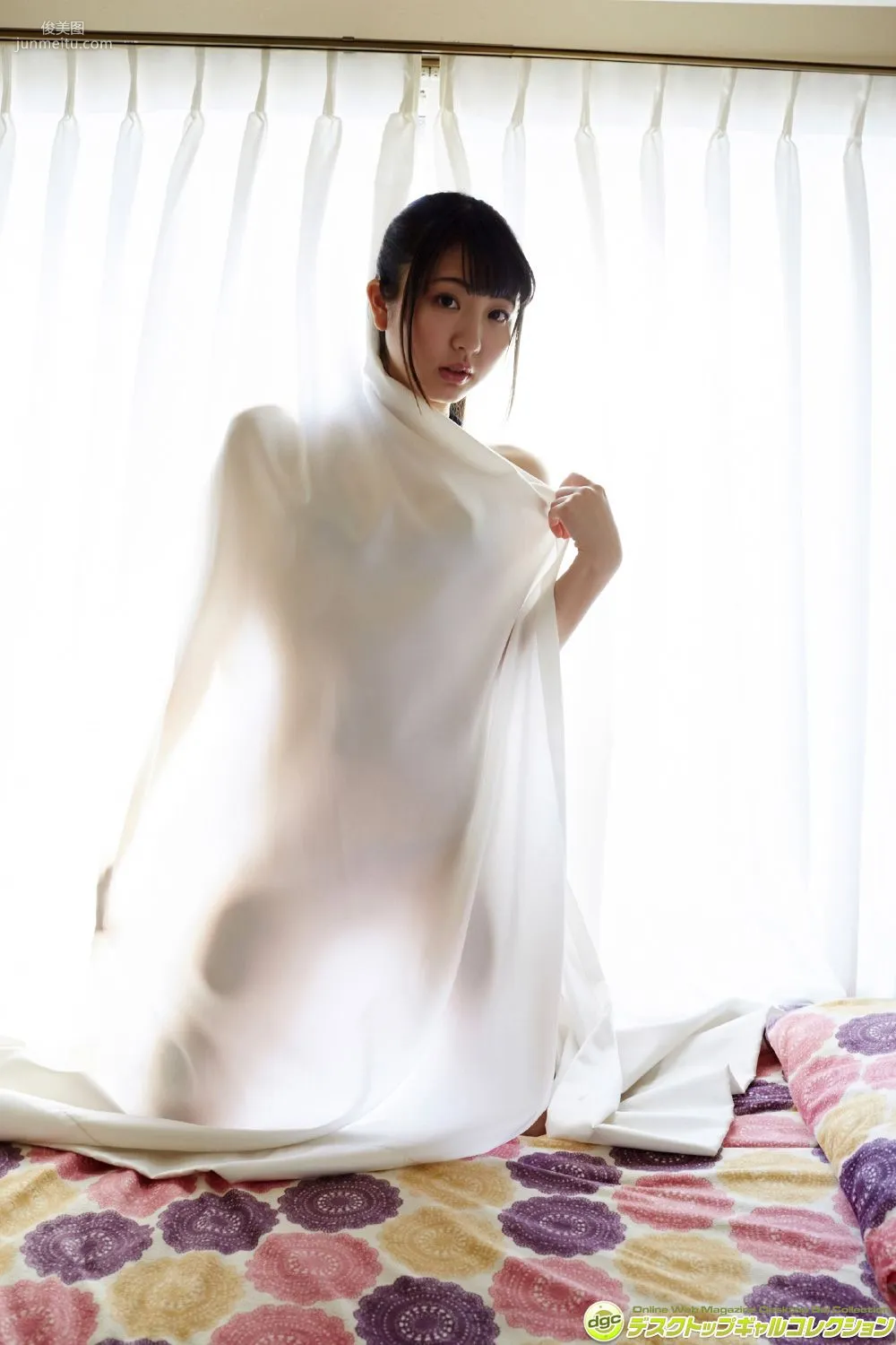 椎名香奈江《88cmのFカップと大きなヒップの豊満娘》寫真集 [DGC] NO.1256 43