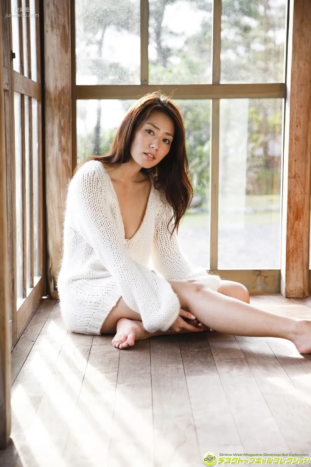 谷桃子《オンナの色気が増したセクシー桃尻に注目！》寫真集 [DGC] NO.1236 81