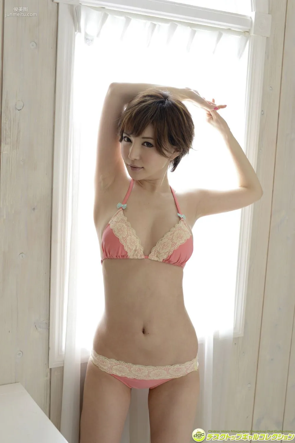 裡美ゆりあ/裡美尤利娅《ヘビー級のエロＢＯＤＹのエロお姉さん！》寫真集 [DGC] NO.1243 51