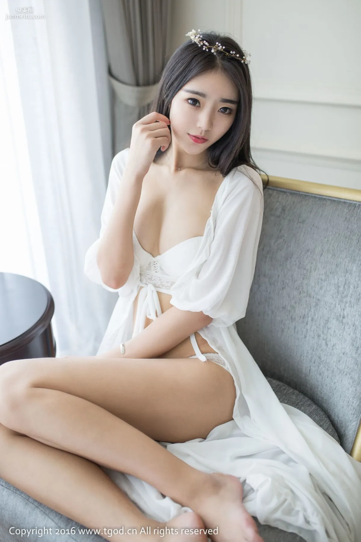 可乐Vicky《黑色蕾丝的萌娃》 [推女神TGOD] 写真集32