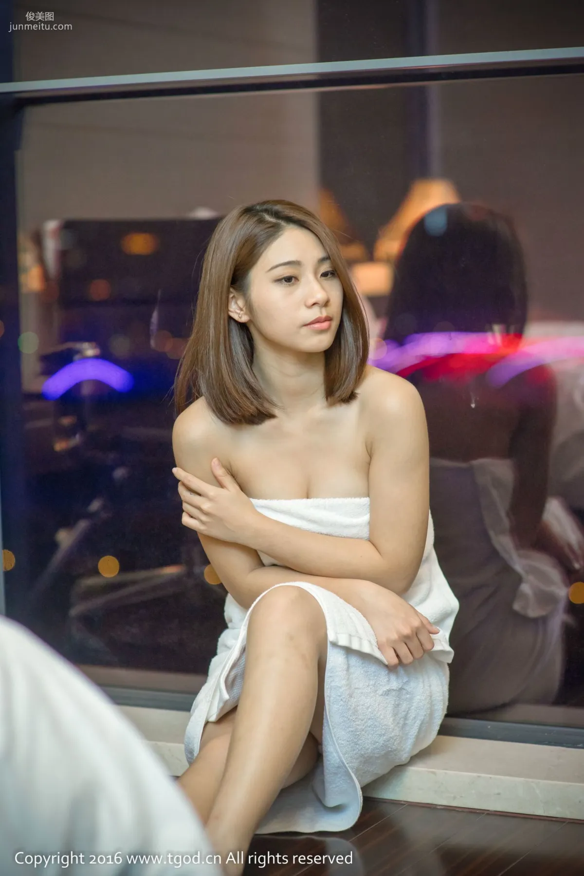 Lee小棠《美色震蕩的微笑》 [推女神/禦女郎] 寫真集 37