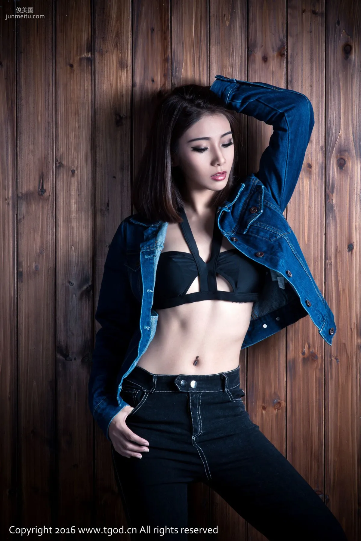 Lee小棠《迷戀紋身的女孩 原始的野性》 [推女神TGOD] 寫真集 44