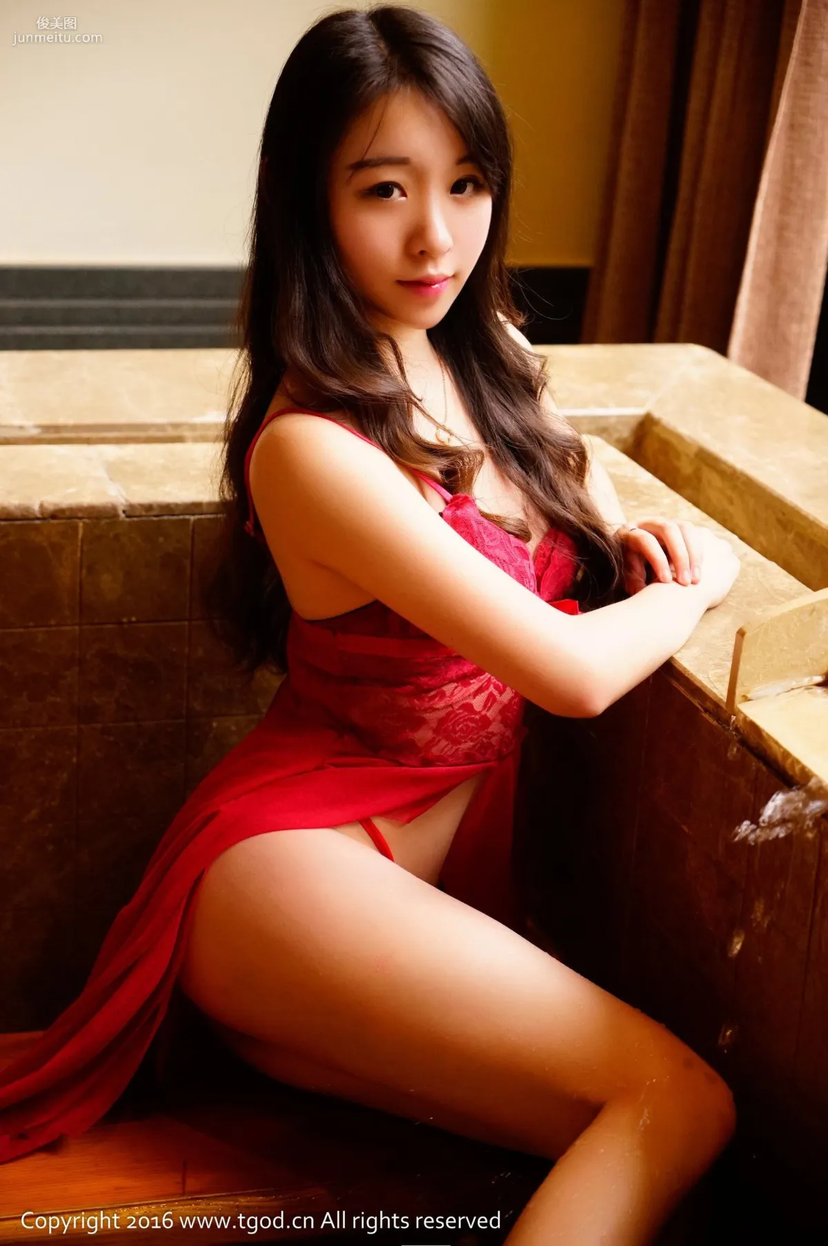 梓萱Crystal《清純惹火的乖乖女》 [推女神TGOD] 寫真集 38