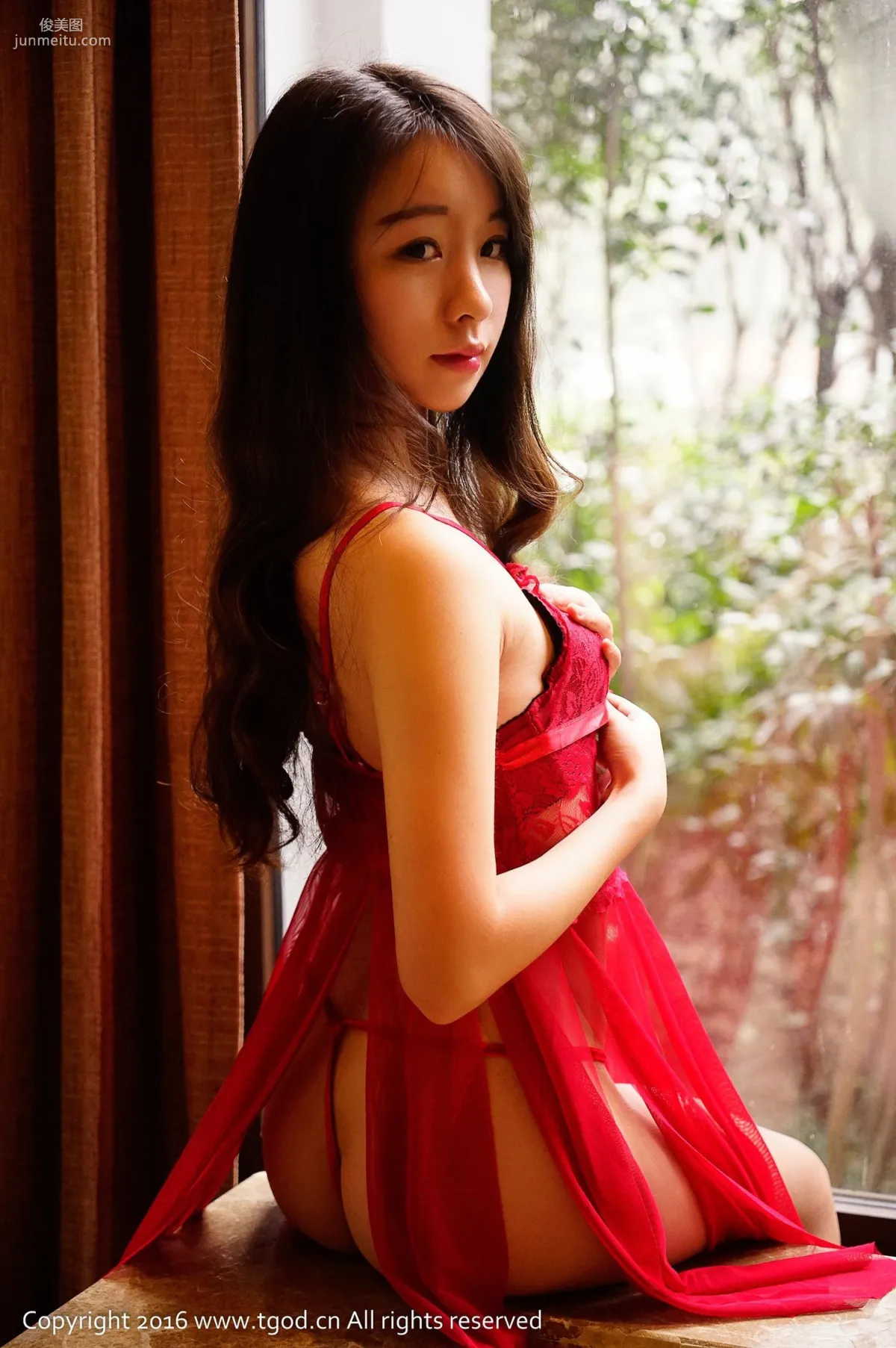 梓萱Crystal《清純惹火的乖乖女》 [推女神TGOD] 寫真集 32