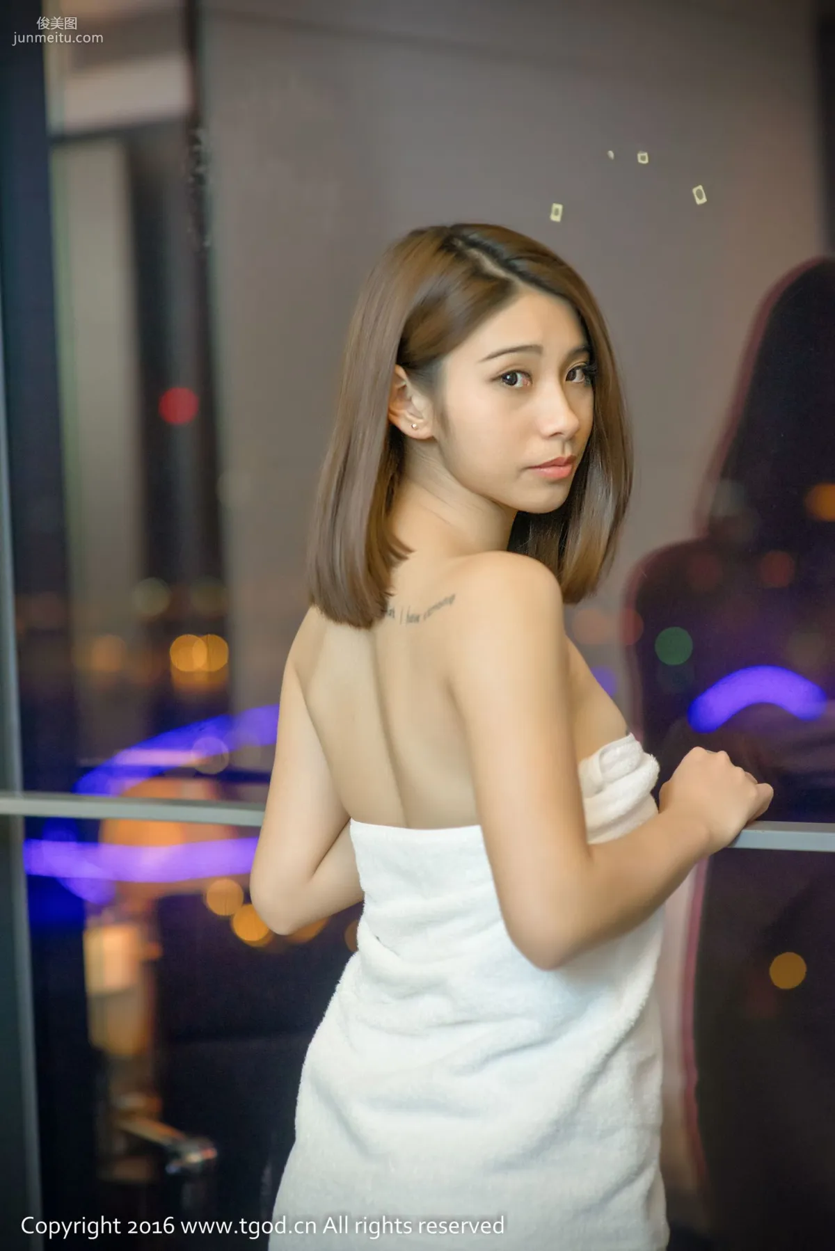 Lee小棠《美色震蕩的微笑》 [推女神/禦女郎] 寫真集 26