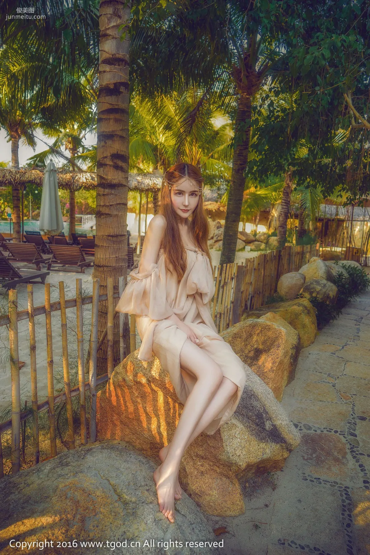 伍月yuer《從天而降的仙女》 [推女神TGOD] 寫真集 44