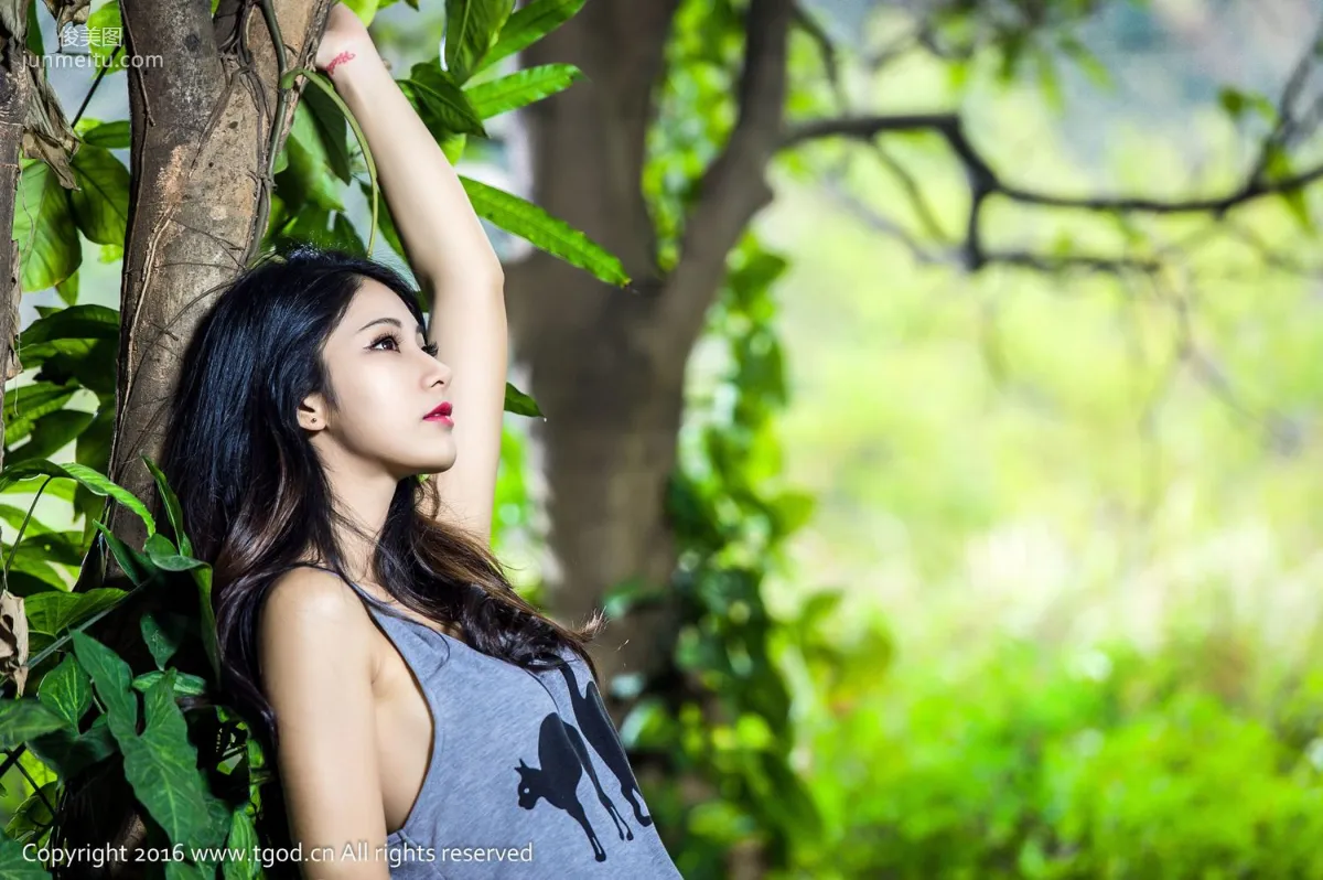 Lee小棠《迷戀紋身的女孩 原始的野性》 [推女神TGOD] 寫真集 19