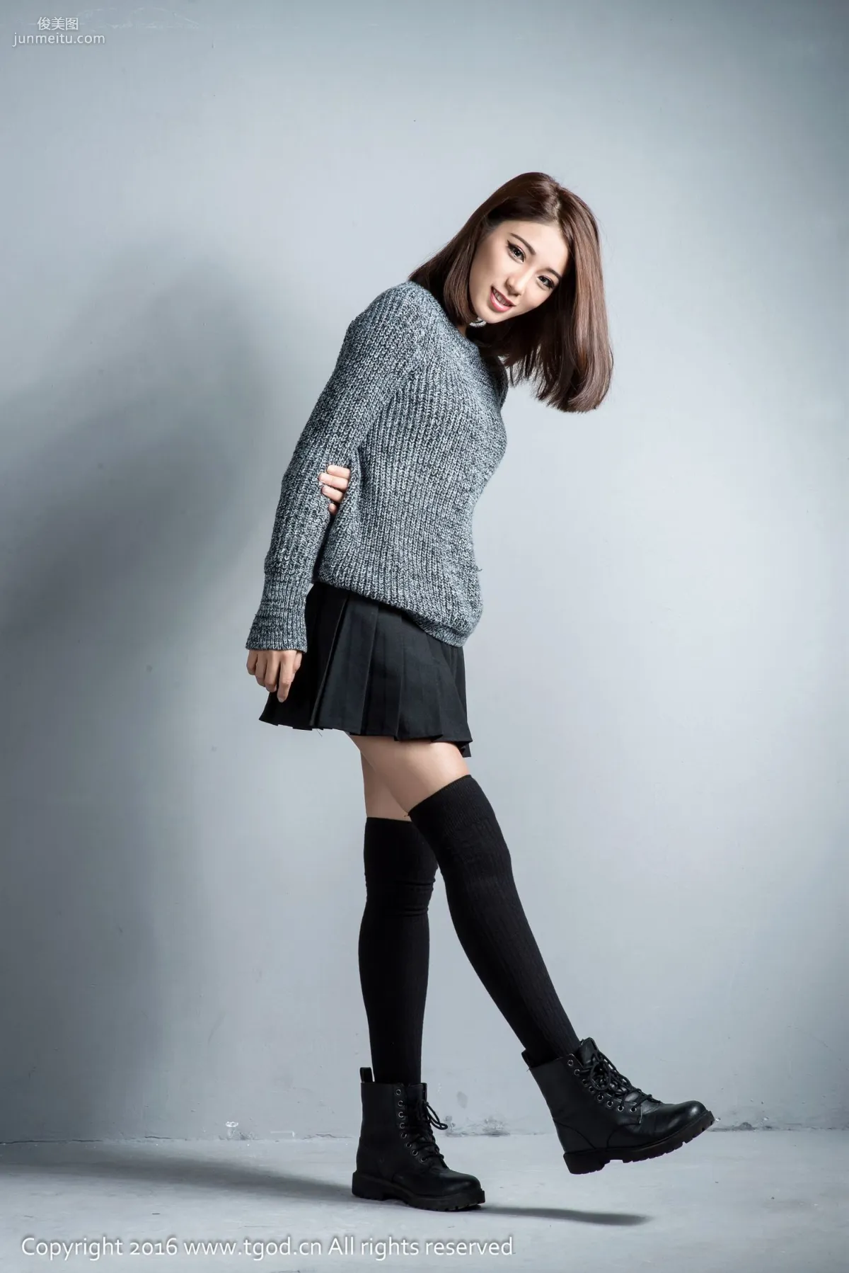 Lee小棠《迷戀紋身的女孩 原始的野性》 [推女神TGOD] 寫真集 36