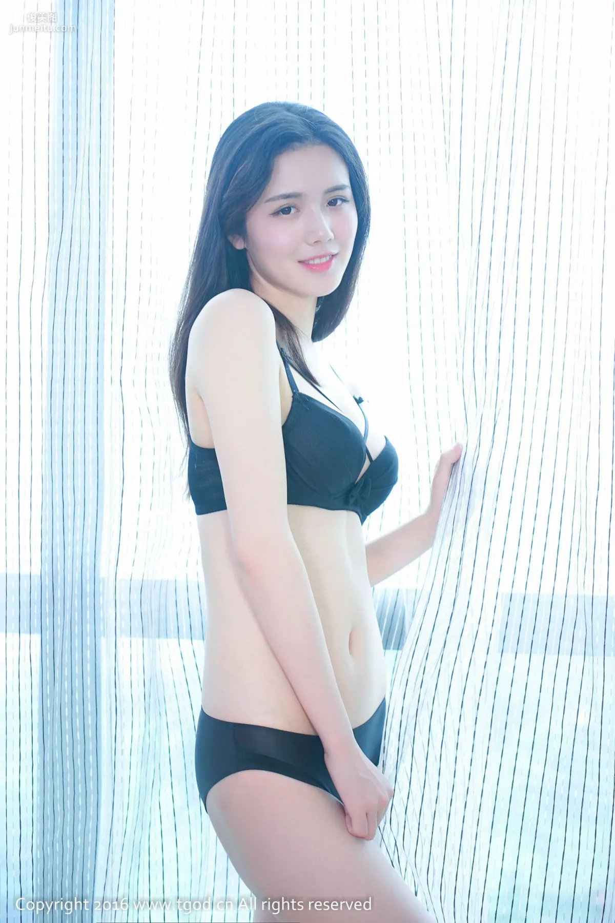 子怡《邻家小妹甜蜜蜜》 [推女神TGOD] 写真集10