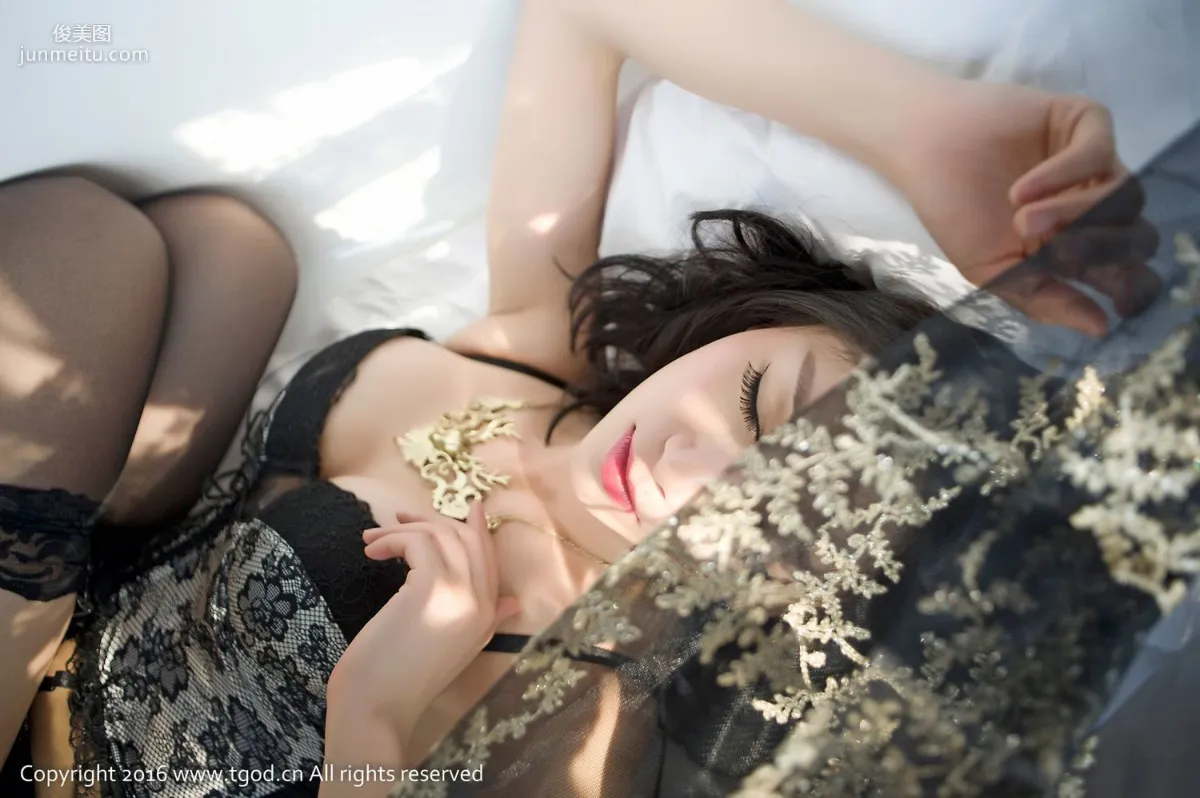 展如《蕾絲浴缸 絲襪誘惑》 [推女神TGOD] 寫真集 17