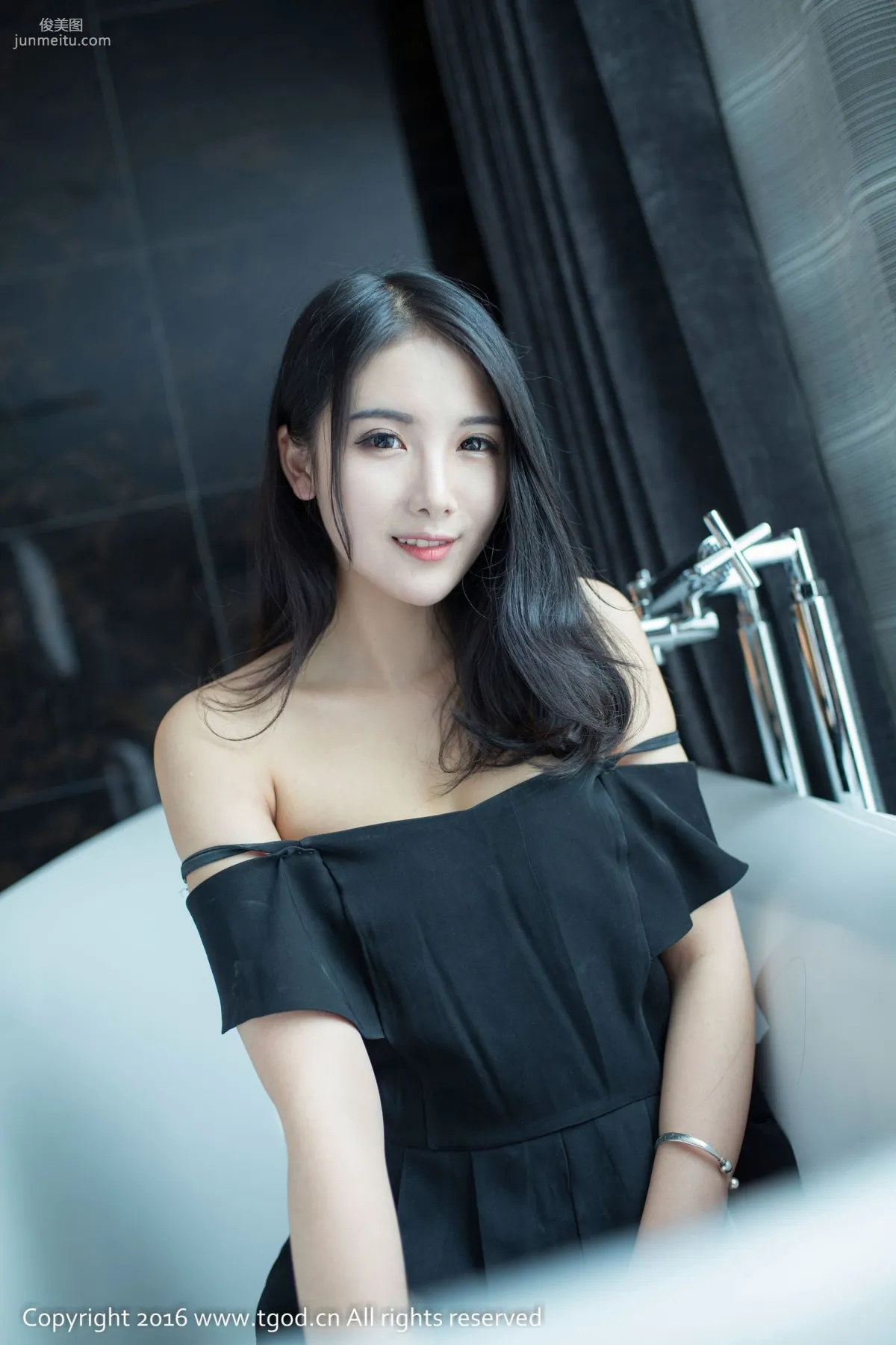 莓ya《難以抗拒的魅惑女神》 [推女神TGOD] 寫真集 6