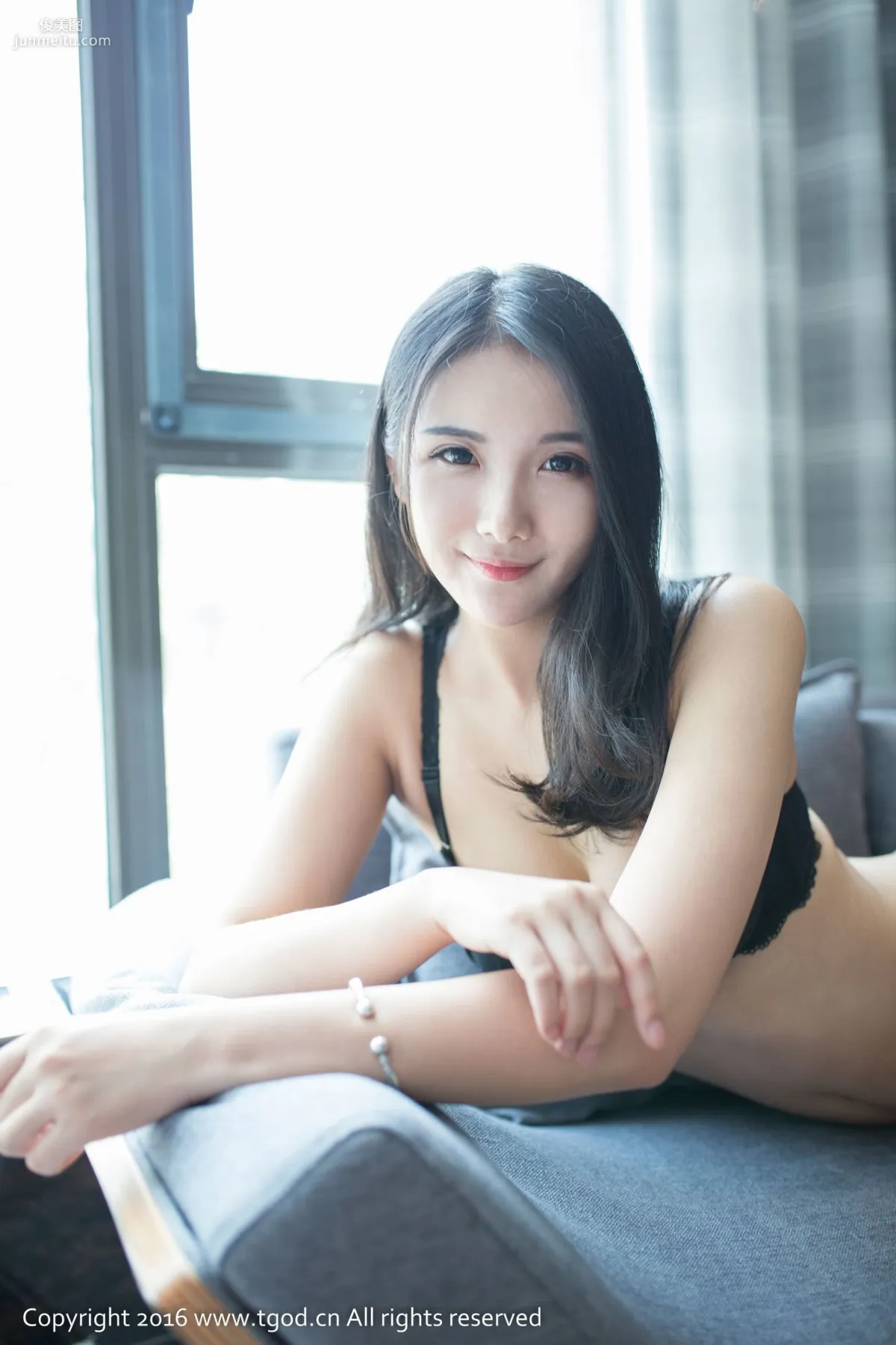 莓ya《難以抗拒的魅惑女神》 [推女神TGOD] 寫真集 21