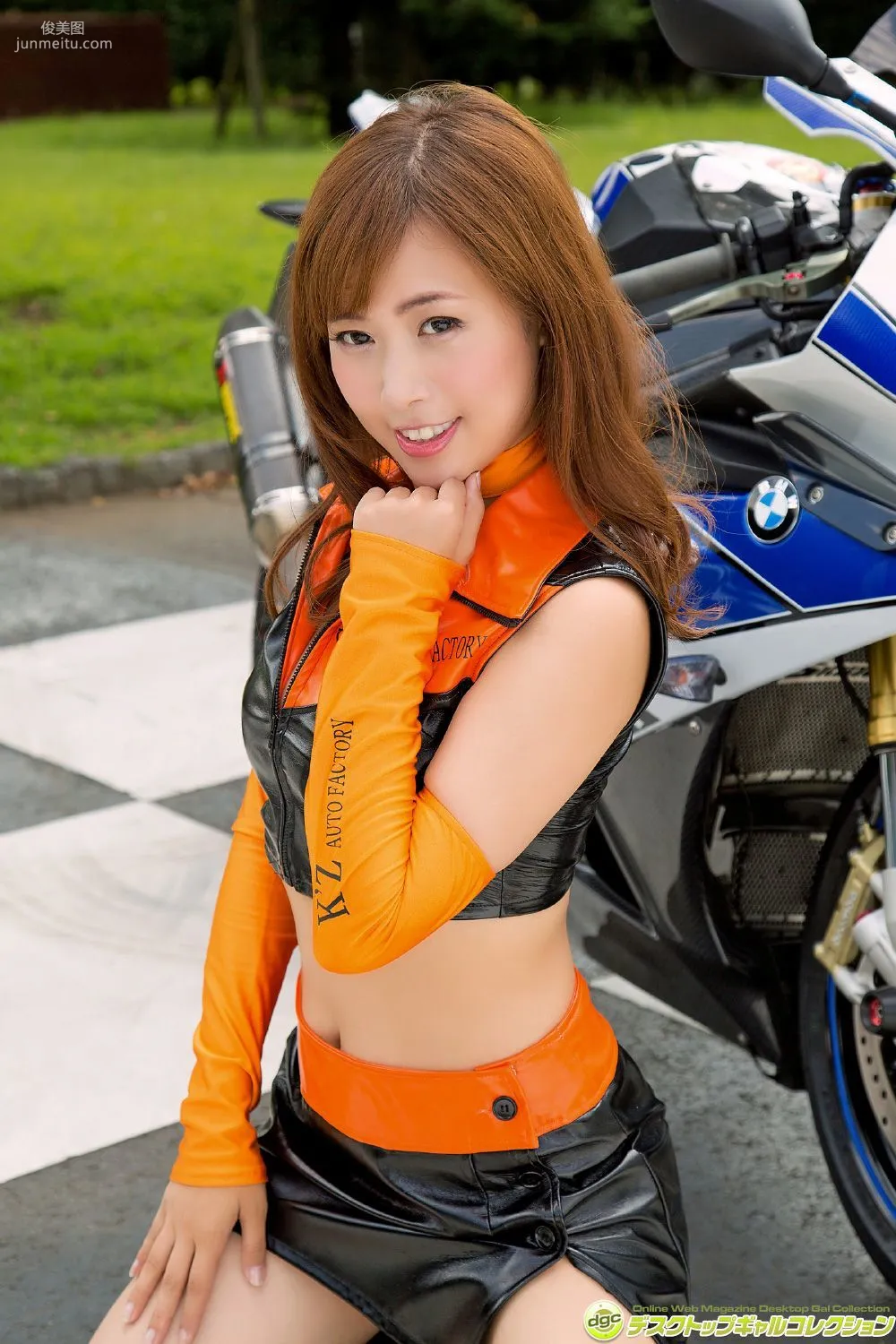 武田華戀《RQやイベントコンパニオンとして活躍!!》寫真集 [DGC] NO.1335 3