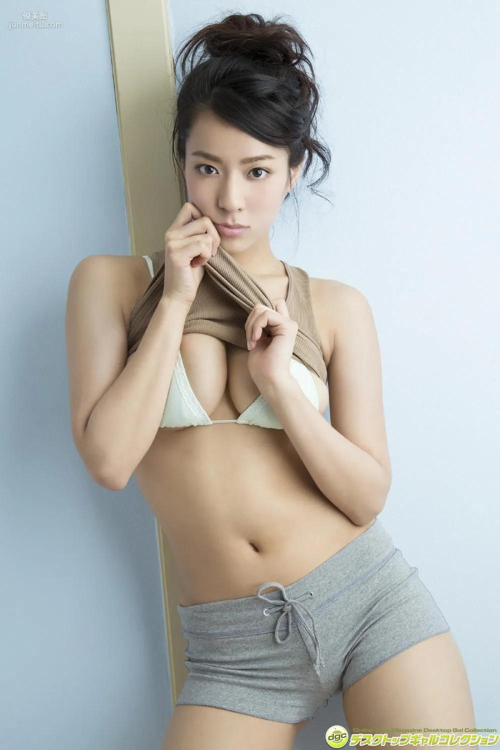 小瀬田麻由《抜群のプロポーションを思う存分堪能せよ!》 写真集 [DGC] 2017.0266