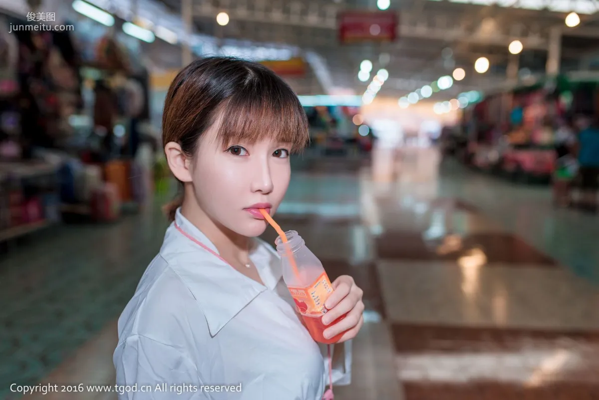 k8傲嬌萌萌《雪白胸脯小美臀》 [推女神/禦女郎] 寫真集 22