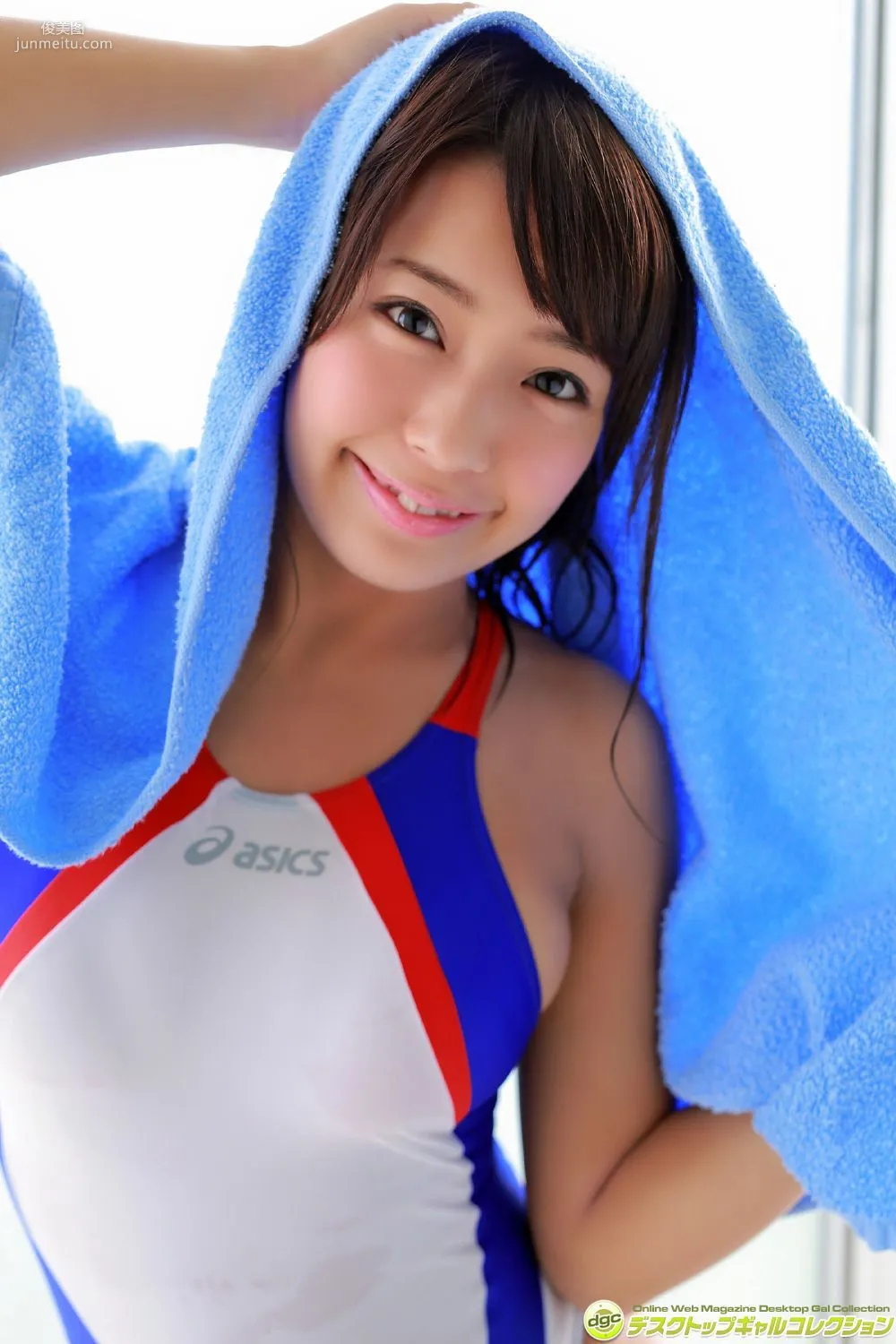 橋本梨菜《制服がはち切れるほどの大迫力Gカップ!》寫真集 [DGC] NO.1290 100