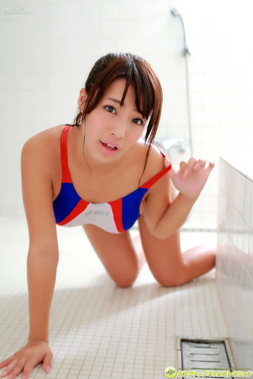 橋本梨菜《制服がはち切れるほどの大迫力Gカップ!》寫真集 [DGC] NO.1290 93