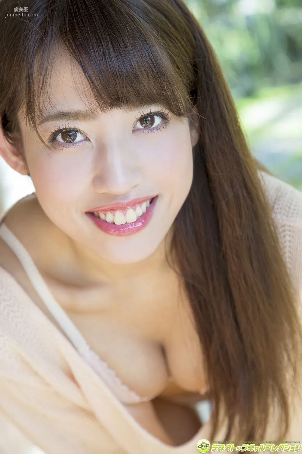 璃乃Rino《おしりーのの透明感あるボディに注目!》 寫真集 [DGC] NO.1342 8