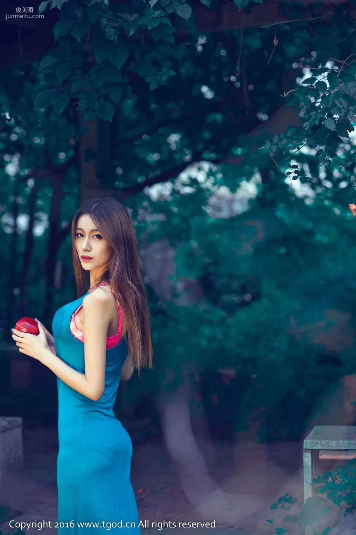 耿晶《水蛇腰身圓潤翹臀真女神》 [推女神TGOD] 寫真集 2