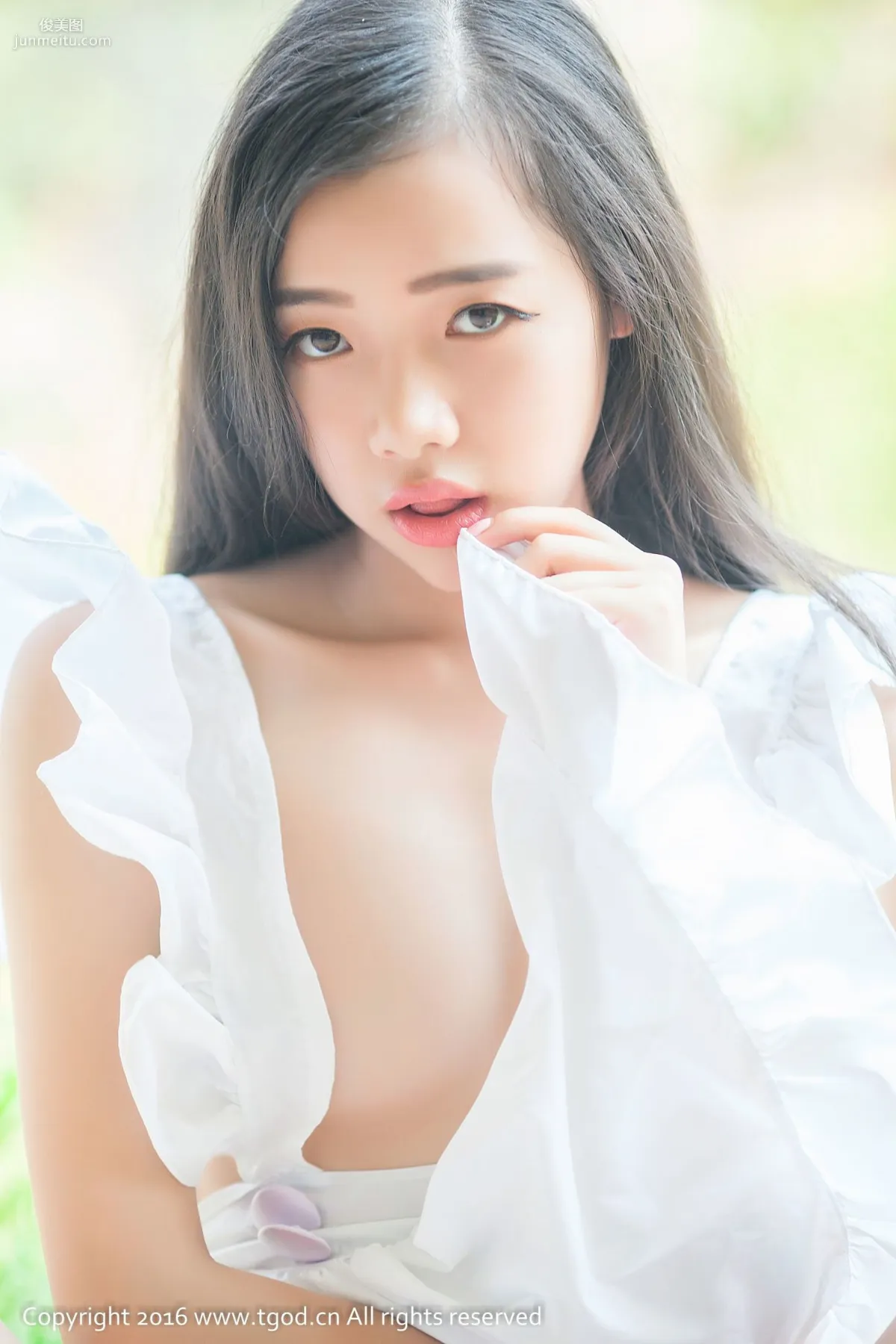 蔻蔻《女仆翹臀小清新》 [推女神TGOD] 寫真集 33