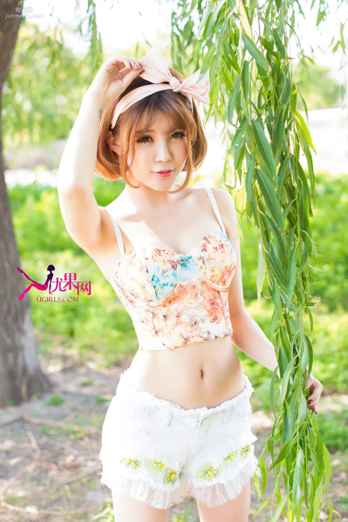 Alin《陽光邊緣 明媚笑臉》寫真集 [尤果網Ugirls] U100 11