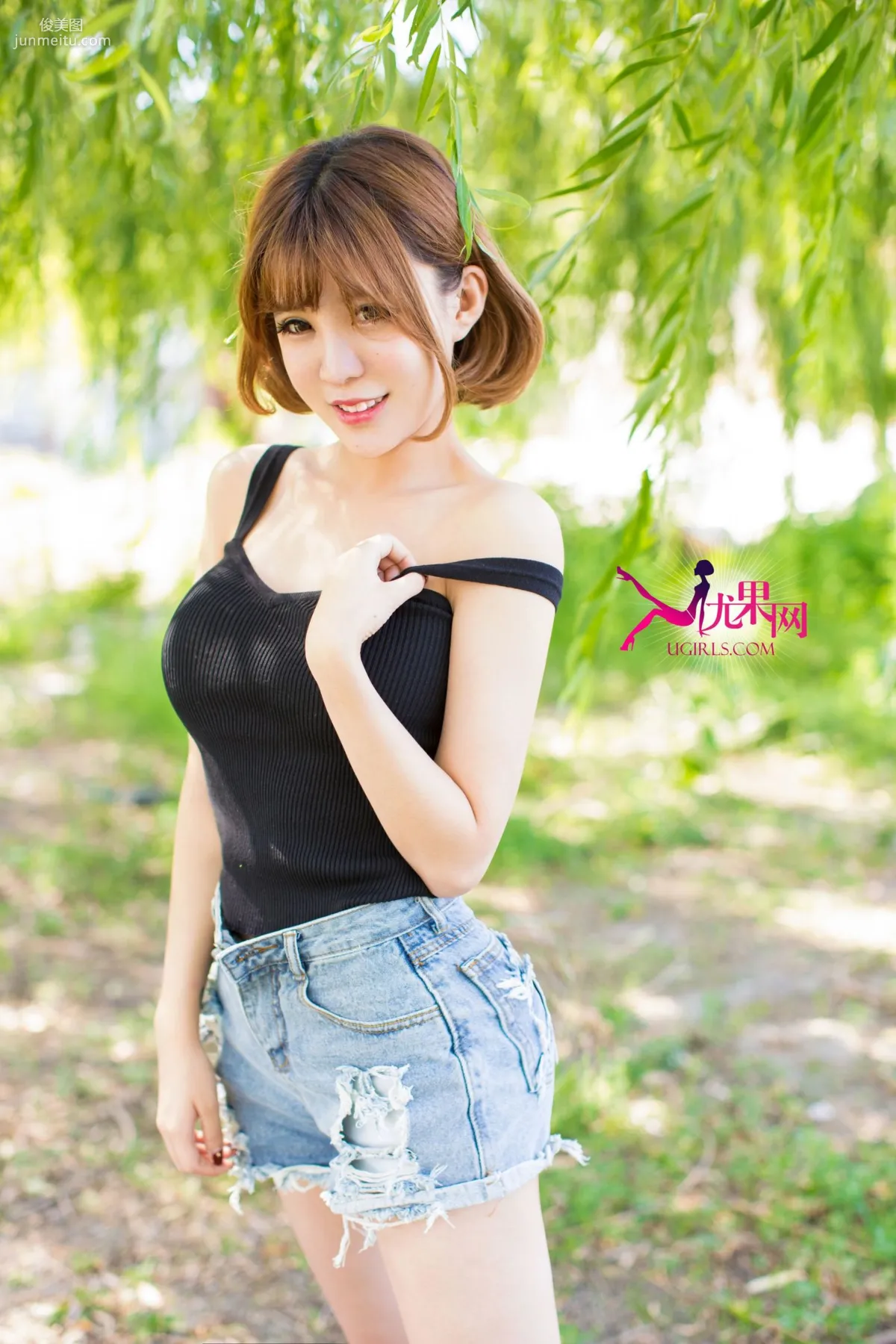 Alin《陽光邊緣 明媚笑臉》寫真集 [尤果網Ugirls] U100 8
