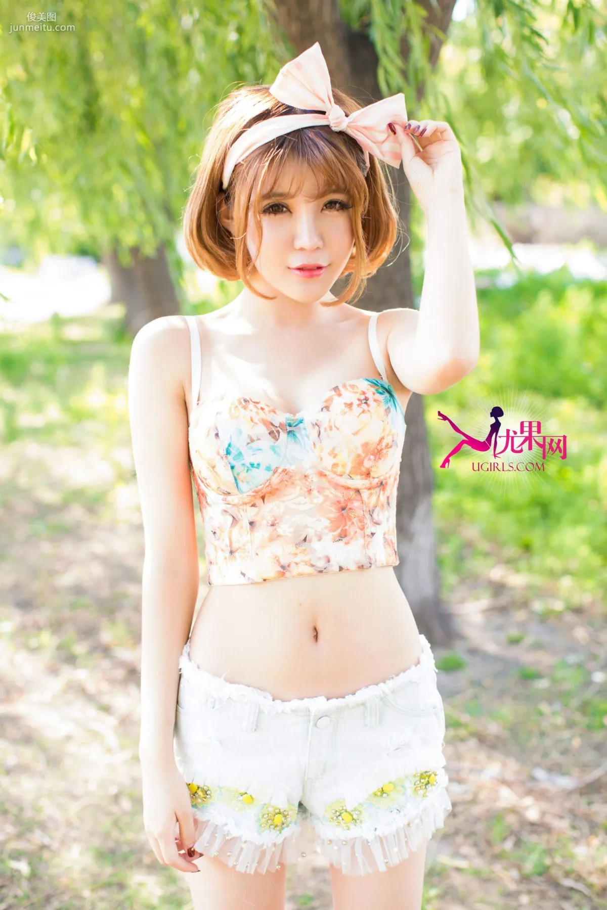 Alin《陽光邊緣 明媚笑臉》寫真集 [尤果網Ugirls] U100 12