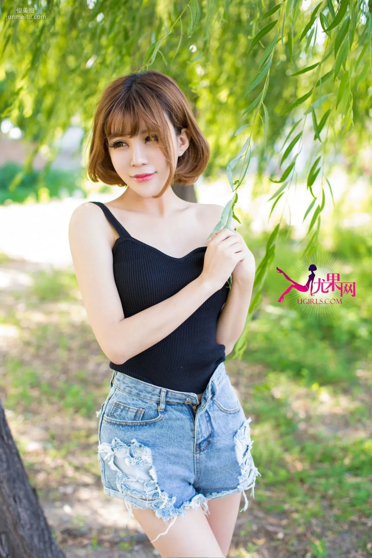 Alin《陽光邊緣 明媚笑臉》寫真集 [尤果網Ugirls] U100 6
