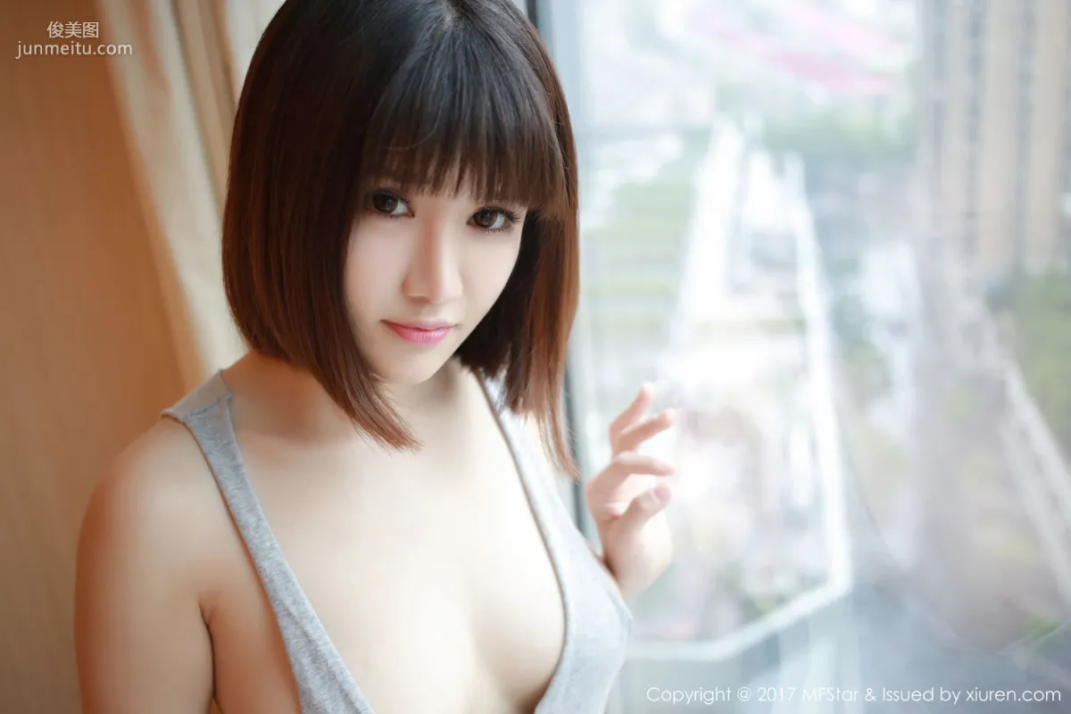 K8傲嬌萌萌Vivian《誘人的小背心》 [模範學院MFStar] VOL.102 寫真集 33
